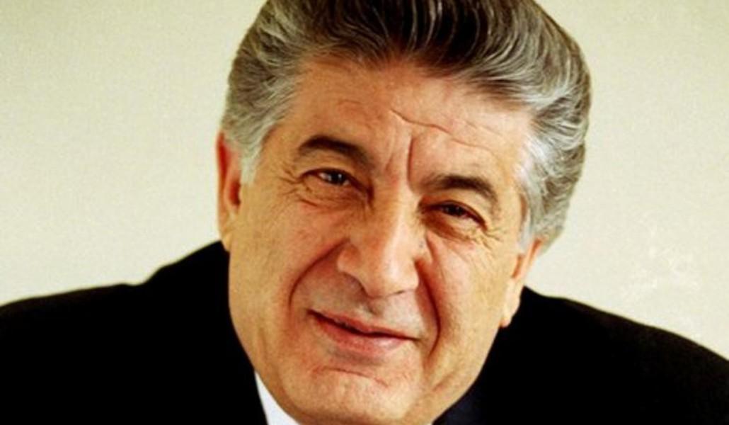 Կարեն Դեմիրճյան. Կարեն Դեմիրճյան.